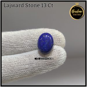 Natural lapis lazuli stone